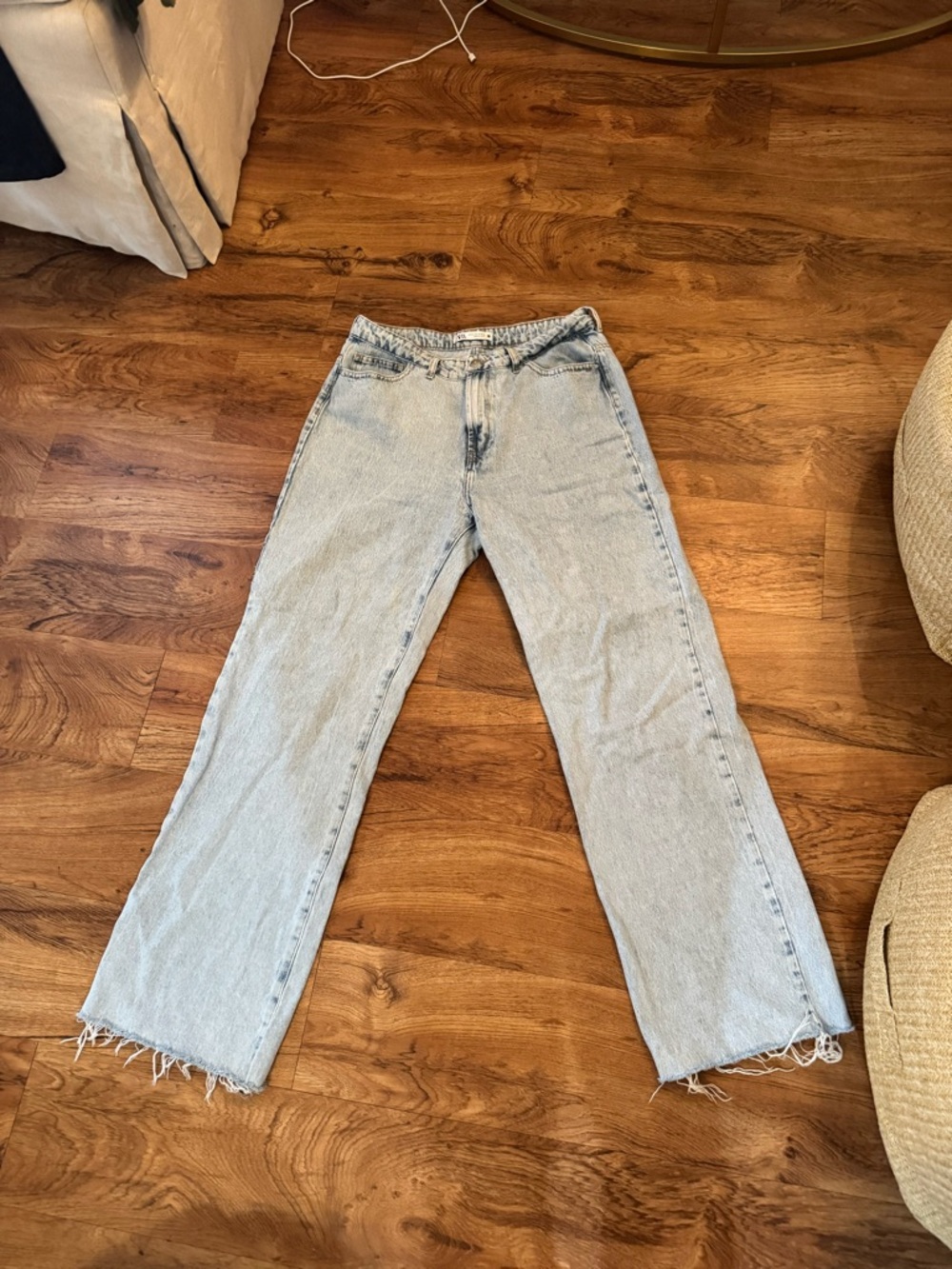 Zara Light Wash Women's Straight-Leg Jeans - Light Blue